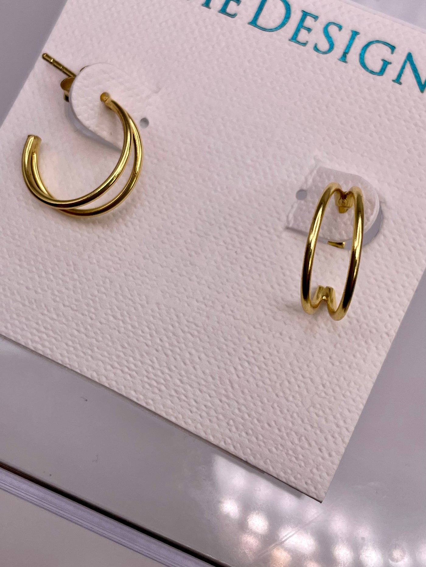 gold double hoop huggie earring small woman owned business made in the USA gold over sterling silver handmade. Modern smart causal female chic effortless outfit womens ladies gift elegant effortless clothing clothes apparel outfits chic summer style women’s boutique trendy cute plus size wedding guest outfit