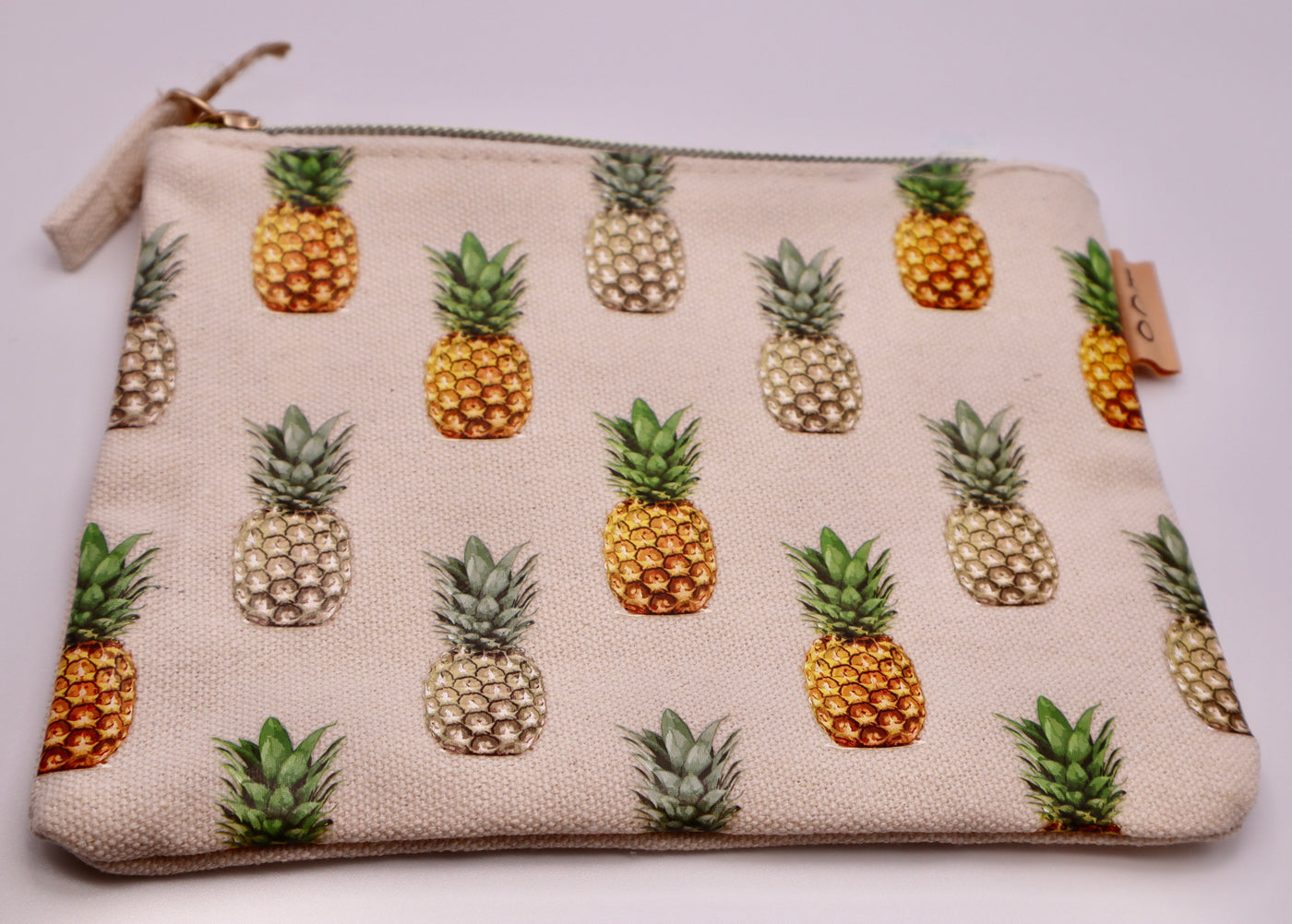 Pineapple makeup pouch. Cosmetic bag.